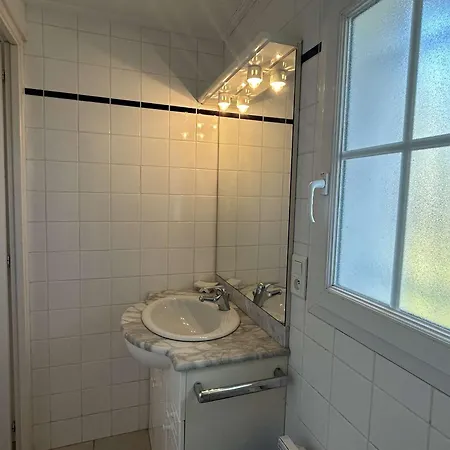 Maison Calme Proche Avec Jardin Clos, Parking Prive & Barbecue - - Fr-1-224b-221 *