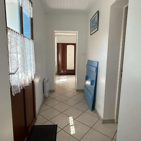 Maison Calme Proche Avec Jardin Clos, Parking Prive & Barbecue - - Fr-1-224b-221 *