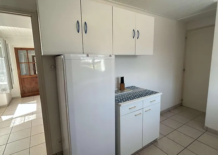 Maison Calme Proche Avec Jardin Clos, Parking Prive & Barbecue - - Fr-1-224b-221 * L'Epine (Vendee)