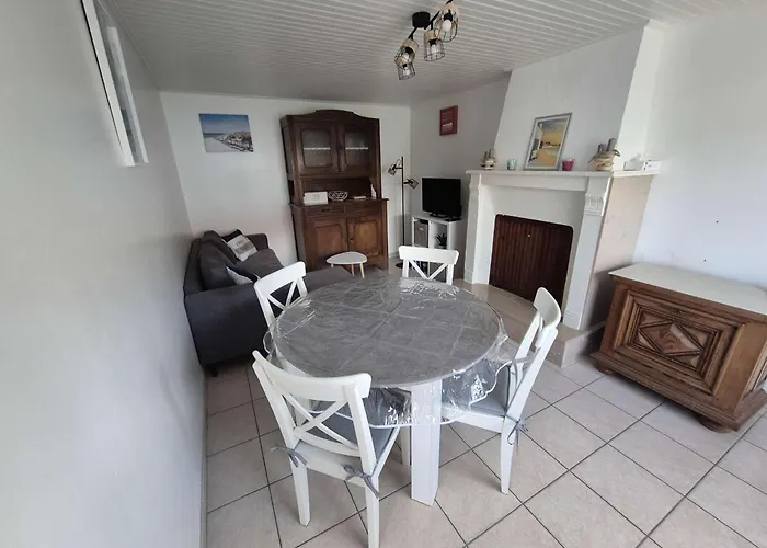 度假居 Maison Calme Proche Avec Jardin Clos, Parking Prive & Barbecue - - Fr-1-224b-221 *