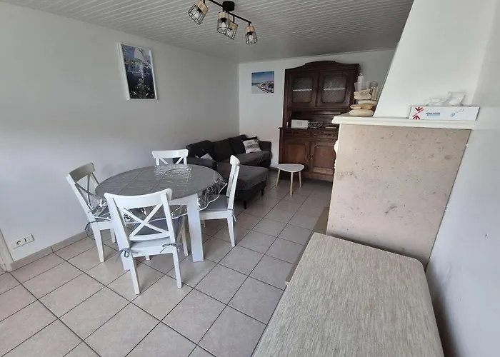 Maison Calme Proche Avec Jardin Clos, Parking Prive & Barbecue - - Fr-1-224b-221 * L'Epine (Vendee)